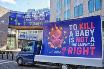 Aborto, Pro Vita & Famiglia: "Giorno tragico per Ue, Italia si unica a Paesi pro vita"