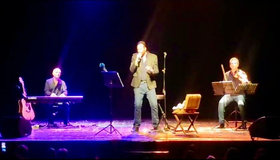 Emozioni al teatro Garbatella con Alberico Lombardi e il suo tributo a Roberto Vecchioni