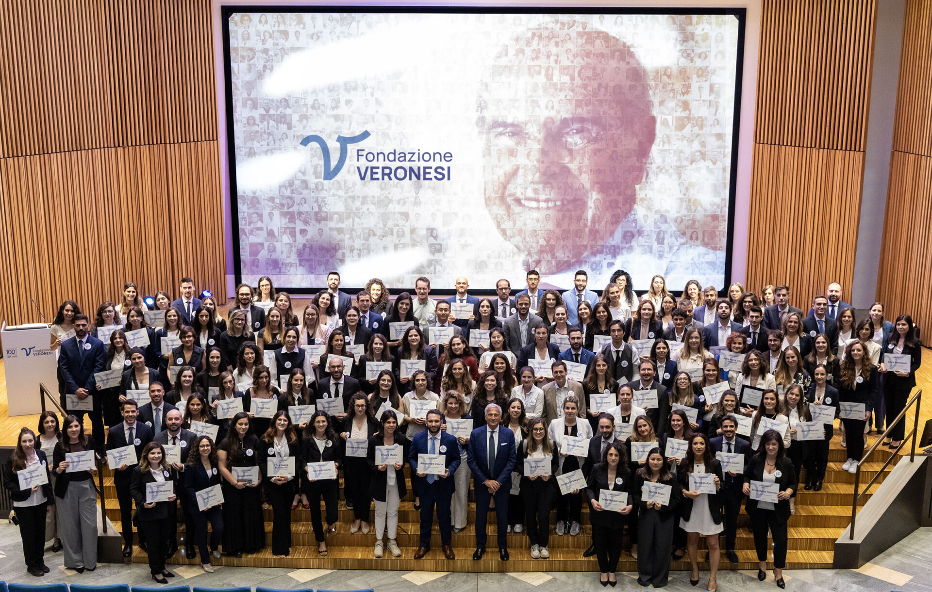 FILA Solutions SB presente alla cerimonia di Fondazione Veronesi dedicata ai finanziamenti alla ricerca scientifica, il 6 giugno presso l’Aula Magna dell’Università degli Studi di Milano.