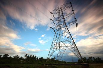 Energia, rapporto: "Migliorata relazione operatori settore-clienti attraverso canali digitali"