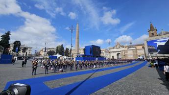 Polizia celebra 172 anni da fondazione, Mattarella: "Riconoscenza a Corpo che tutela libertà, diritti e dignità"
