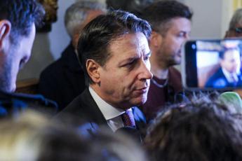 Conte a Bari: "Per M5S non ci sono più le condizioni per le primarie"