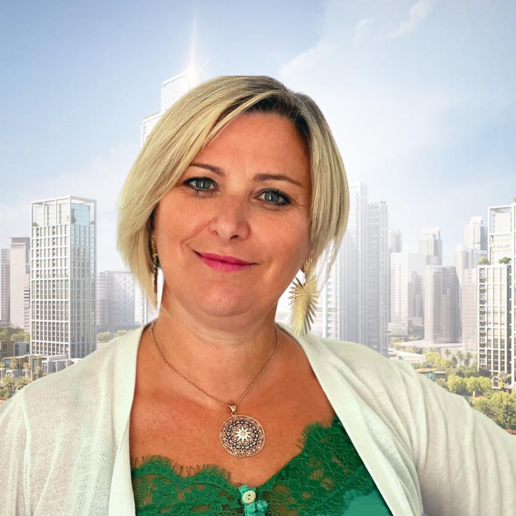 Maria Teresa Spiga: "Dubai non è una “ghost city” ma la realtà vista da chi vive e lavora negli Emirati"